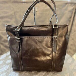Highly Used Dark Brown Bag/Tote with Inside Compartments and a Zip Closure